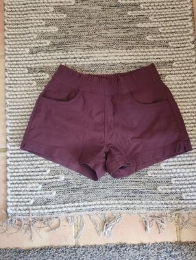 Prana Women’s Elastic-Waist Burgundy Shorts Size 0